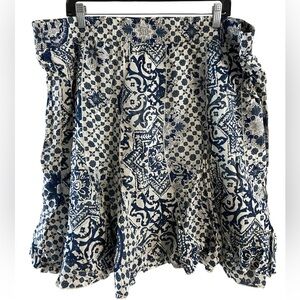 Sahalie Blue and White Patterned Women's Skirt